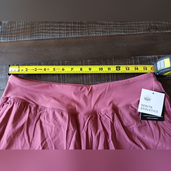 Senita Athletics L Marsala Elevate Shorts - Picture 3 of 4